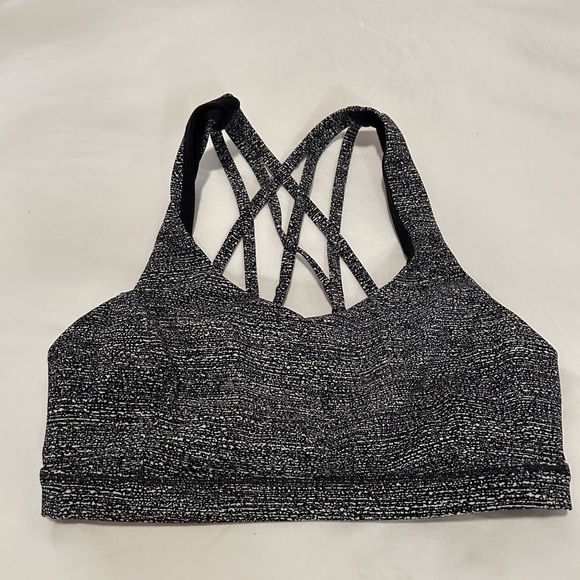Lululemon Free to Be Serene Bra in black & white- Size 6 - Picture 3 of 4